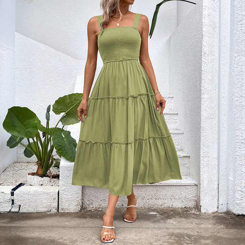 Pulling straps and sleeveless dress