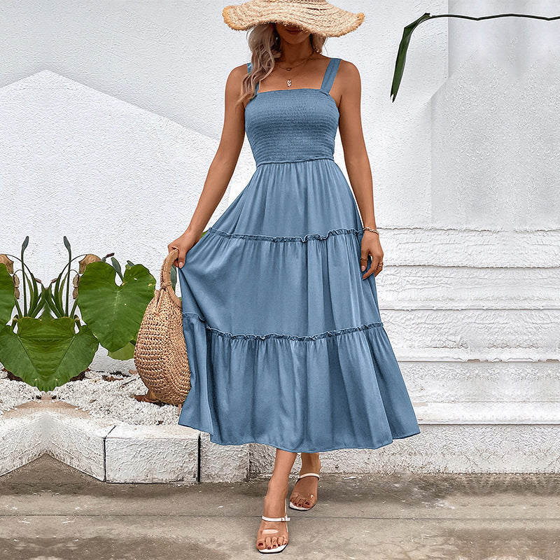 Pulling straps and sleeveless dress